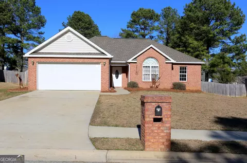 114 Huntley Dr, Kathleen, GA 31047