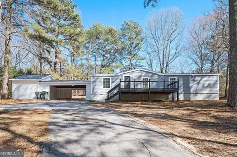 145 Oak Valley Dr, Oxford, GA 30054
