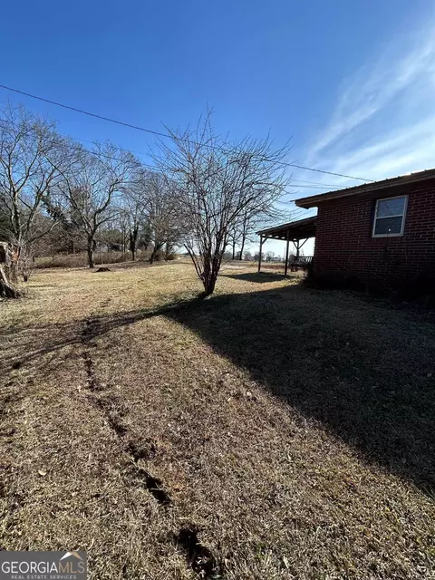 4891 Duncan Bridge Rd, Cornelia, GA 30531 photo 10