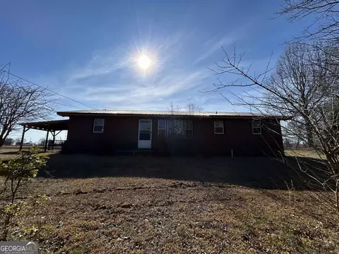 4891 Duncan Bridge Rd, Cornelia, GA 30531 photo 3