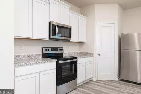 244 Limestone Cir, Conyers, GA 30013 photo 8
