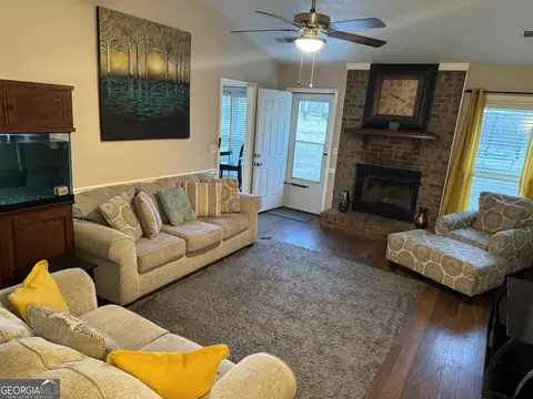 111 Evans Ct, Lagrange, GA 30241 photo 4