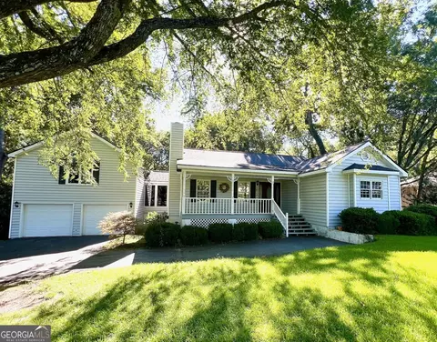 812 Evergreen Dr, Sandersville, GA 31082