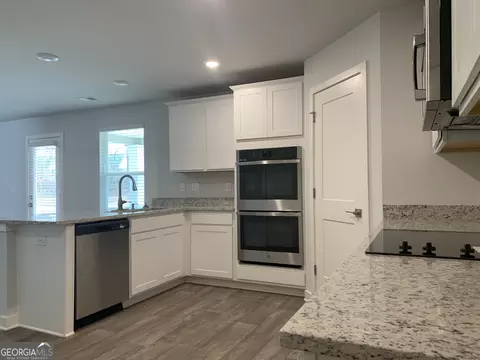 1152 Bluecoat Cir #76, Hampton, GA 30228 photo 8