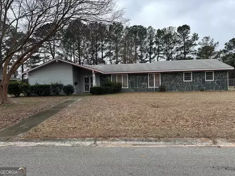 233 Markwood Dr, Warner Robins, GA 31093