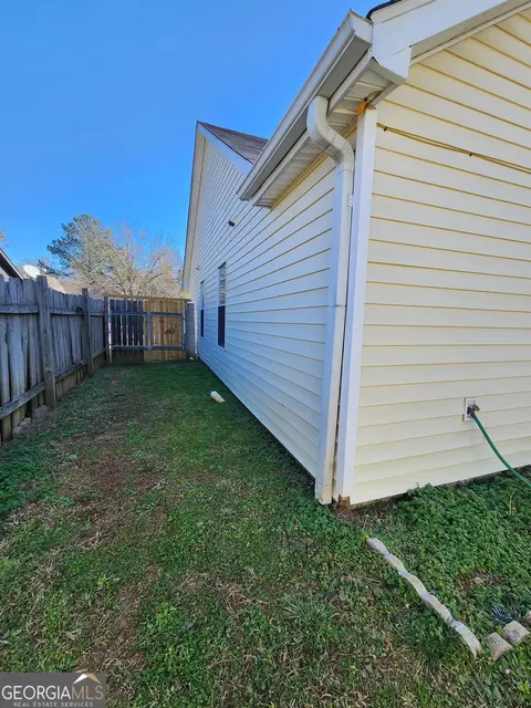 5927 Farmbrook Ln, Rex, GA 30273 photo 15