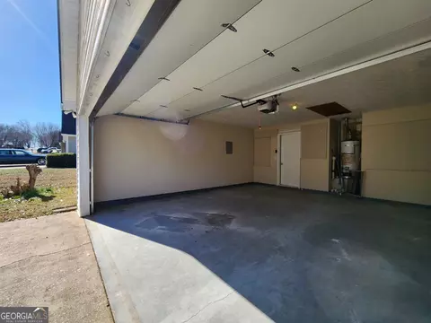 5927 Farmbrook Ln, Rex, GA 30273 photo 14