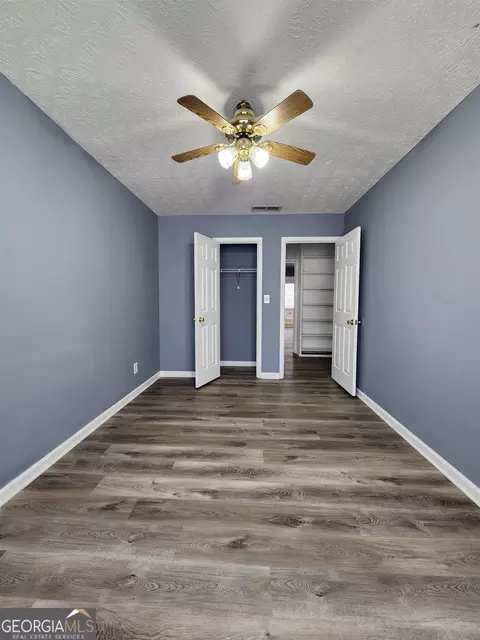 5927 Farmbrook Ln, Rex, GA 30273 photo 11