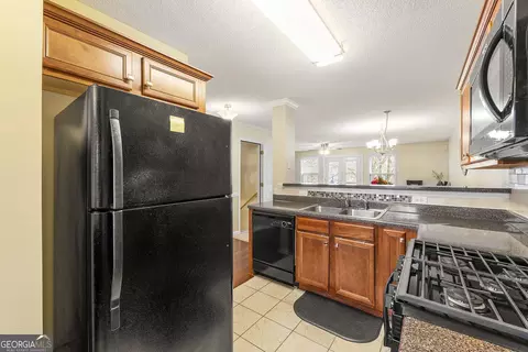 325 Fieldview Ln, Covington, GA 30016 photo 6