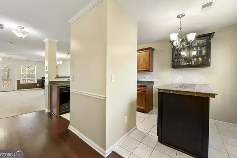 325 Fieldview Ln, Covington, GA 30016 photo 4