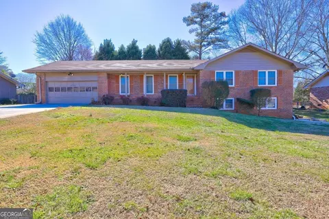 1731 Brenda Dr, Jonesboro, GA 30236