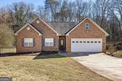 51 Marys Ln, Cleveland, GA 30528