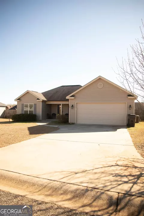 109 Winsted Ct, Perry, GA 31069 photo 2