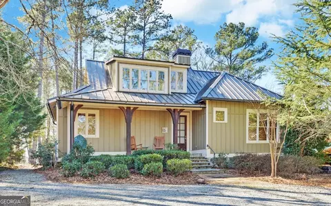 209 Providence Point Ln, Hartwell, GA 30643