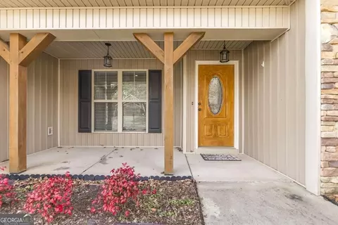 803 Amher St, Kathleen, GA 31047