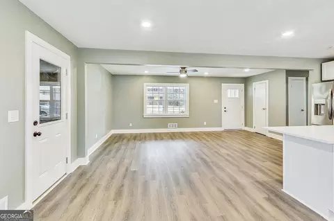 6499 Sinclair Pl, Morrow, GA 30260 photo 9