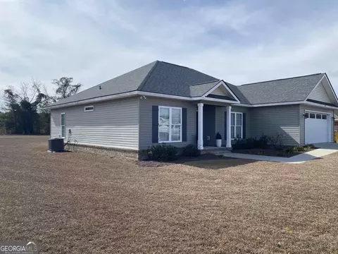 209 Fallen Leaf Dr, Brooklet, GA 30415 photo 3