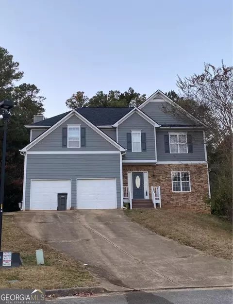 196 Cohran Lake Ct, Douglasville, GA 30134