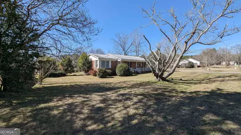 113 Elm St, Gordon, GA 31031