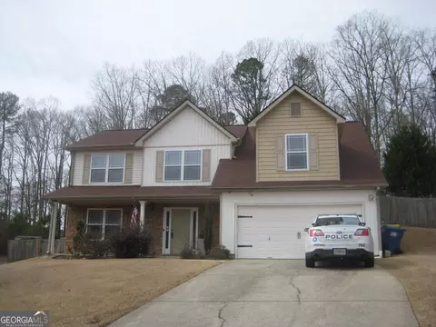 51 Lighthouse Dr, Winder, GA 30680