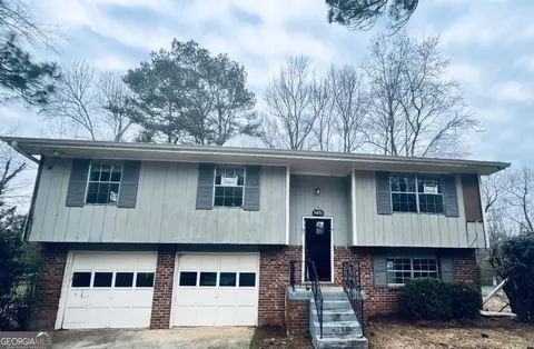5851 Christopher Ln, Lithonia, GA 30058
