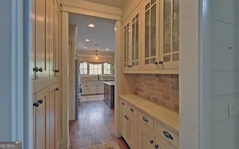 Kitchen - 1143 E Wildcat Rd, Clarkesville, GA 30523 photo 4 of 6