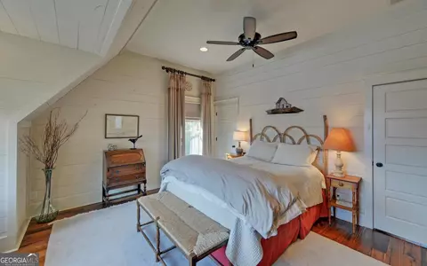 Bedroom - 1143 E Wildcat Rd, Clarkesville, GA 30523 photo 5 of 10