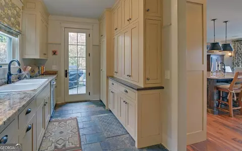 Entry Way - 1143 E Wildcat Rd, Clarkesville, GA 30523 photo 1 of 3