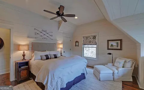 Bedroom - 1143 E Wildcat Rd, Clarkesville, GA 30523 photo 7 of 10