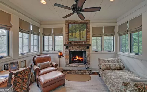 Living - 1143 E Wildcat Rd, Clarkesville, GA 30523 photo 6 of 10
