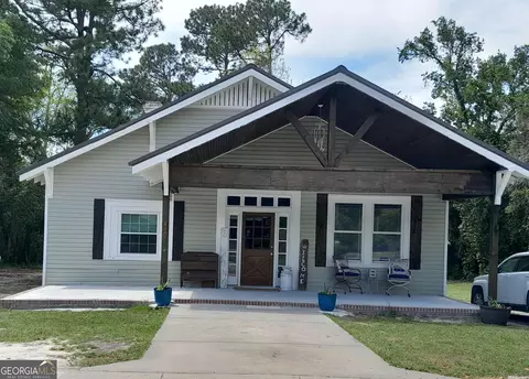 417 Harvey St, Millen, GA 30442