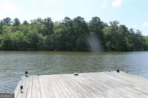 136 Coplean Landing Dr, Eatonton, GA 31024