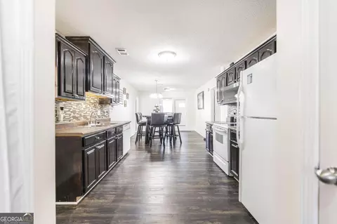 405 Covington Cv, Byron, GA 31008 photo 7