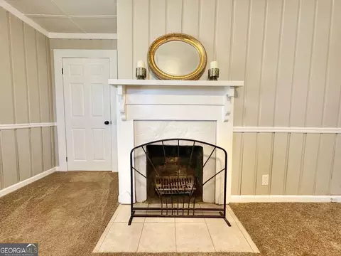 Living - 14 Hood Rd, Lagrange, GA 30241 photo 2 of 5