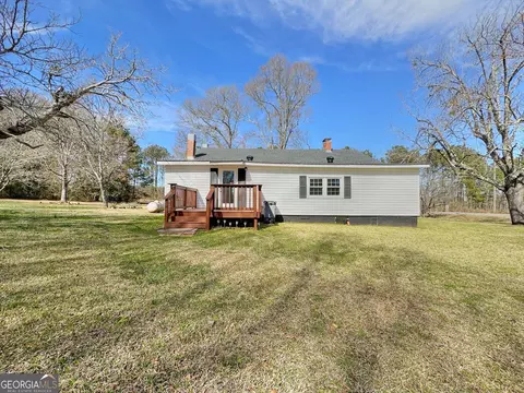 Exterior - 14 Hood Rd, Lagrange, GA 30241 photo 6 of 13