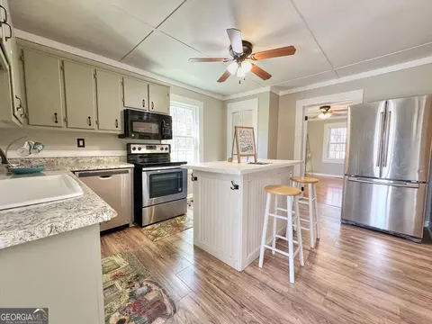 Kitchen - 14 Hood Rd, Lagrange, GA 30241 photo 1 of 3