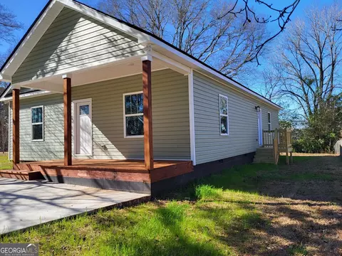 5205 17th Ave, Valley, AL 36854 photo 2