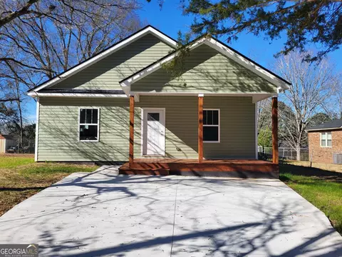 5205 17th Ave, Valley, AL 36854