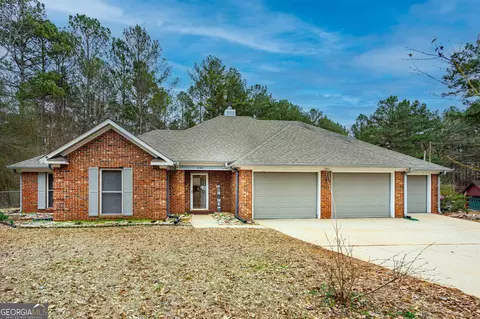 226 E View Pointe Dr, Lagrange, GA 30241