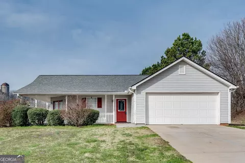 135 Claremont Dr, Covington, GA 30016