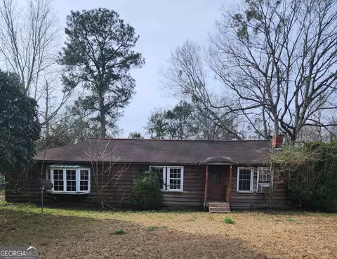 1084 Main St, Jeffersonville, GA 31044