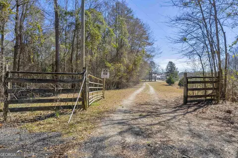 309 Wagon Dr, Commerce, GA 30530 photo 8