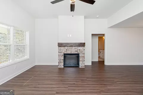 231 Overton Dr, Perry, GA 31069 photo 5