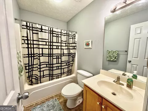 101 Chapman Ct, Lagrange, GA 30240 photo 11