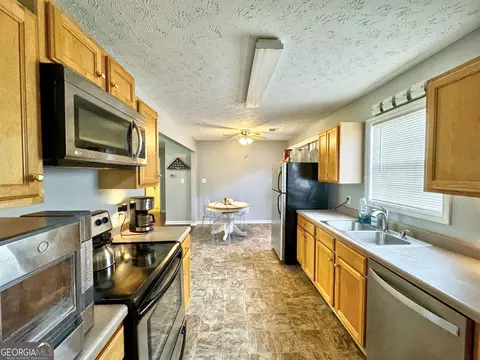 101 Chapman Ct, Lagrange, GA 30240 photo 4