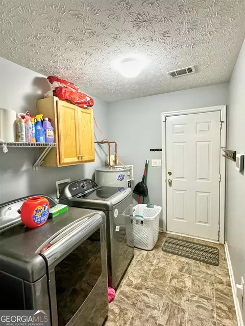 101 Chapman Ct, Lagrange, GA 30240 photo 12
