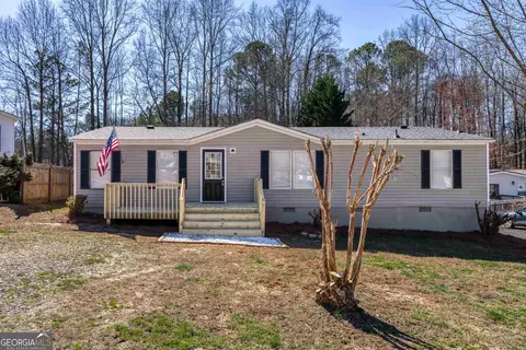 421 Flat Creek Dr, Dawsonville, GA 30534