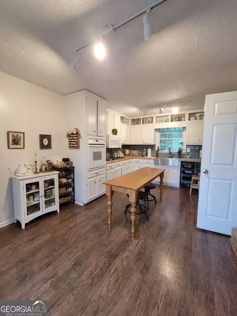 106 Carson Rd, Brooks, GA 30205 photo 9