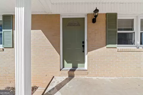 225 E Thomson Dr, Centerville, GA 31028 photo 4