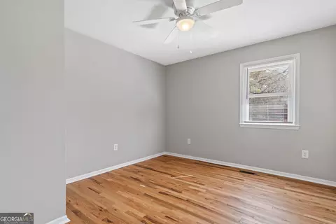 225 E Thomson Dr, Centerville, GA 31028 photo 9